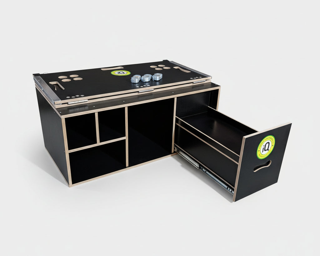 gefräste Camperbox mit Schublade und Bettkonstruktion
